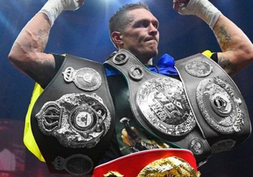 Усик отказался от титула IBF: "Джошуа и Дюбуа, примите мой подарок"