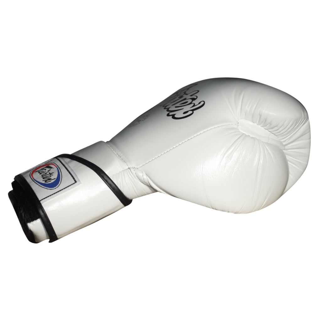Fairtex BGV6 Боксерские Перчатки Тайский Бокс "Stylish Angular Sparring" Белые