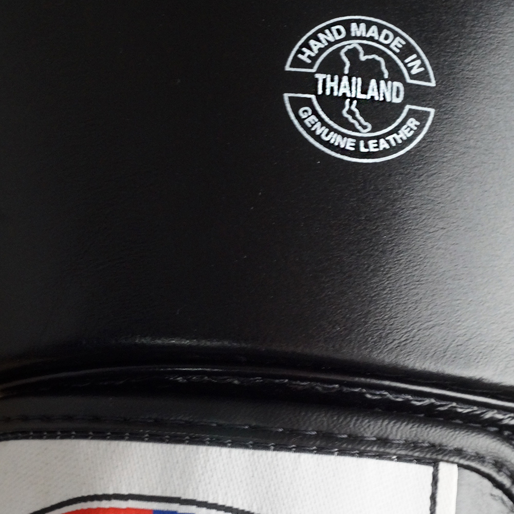 Fairtex BGV1BR "Breathable" Боксерские Перчатки Тайский Бокс c Сеткой Черные