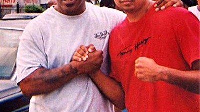 Тренера по боксу заказала жена. Он все узнал и инсценировал свое убийство.